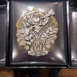 Disney Hollywood Studios 25th Anniversary Jumbo Pin